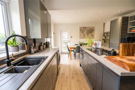 Kitchen (2)