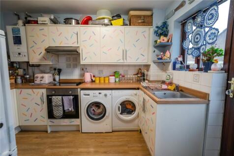 Kitchen (2)