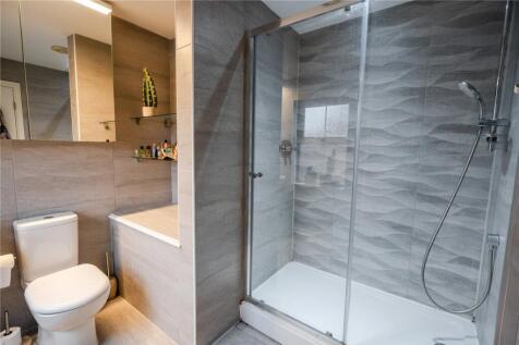En-Suite (2)