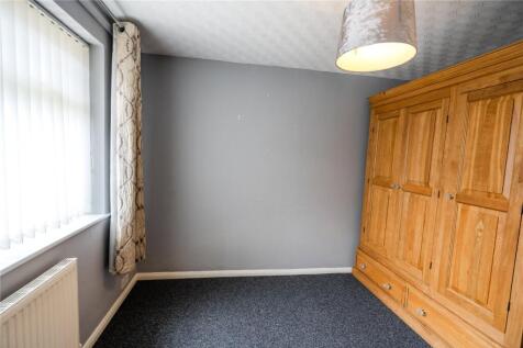 Bedroom 2 (2)