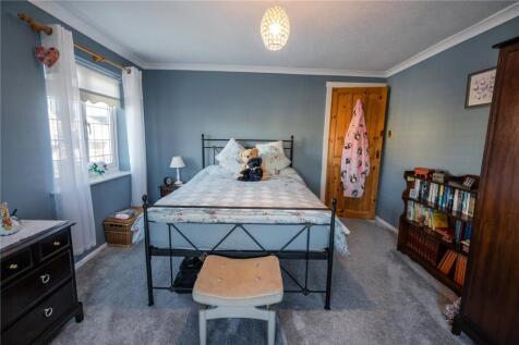 Bedroom 3 (2)