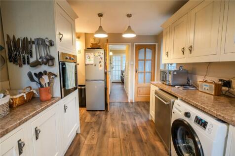 Kitchen (2)
