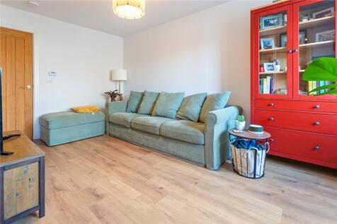 Living Room (2)