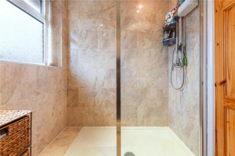Shower Room (2)