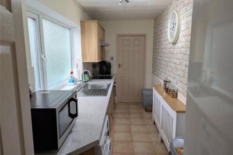 Kitchen (2)