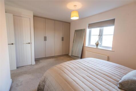 Bedroom 1 (2)