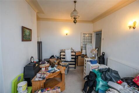 Living Room (2)