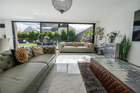 Kitchen/Family Room