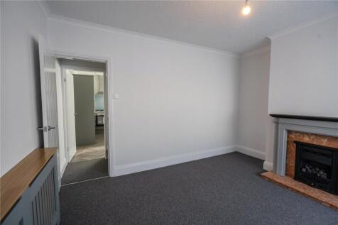 Living Room (3)