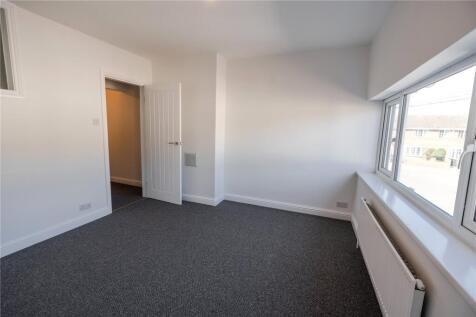 Bedroom 1 (2)