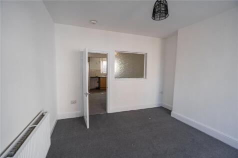 Living Room (2)