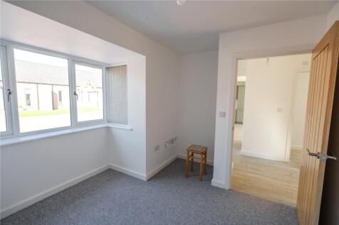 Bedroom 2 (2)