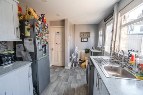 Kitchen (2)