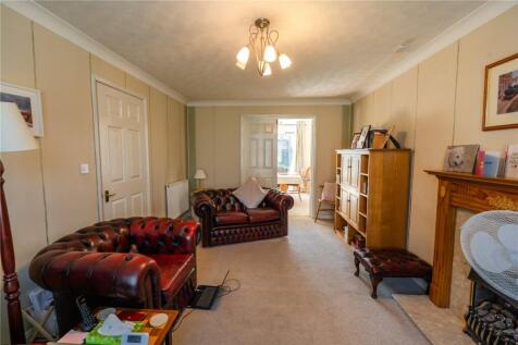 Living Room (2)