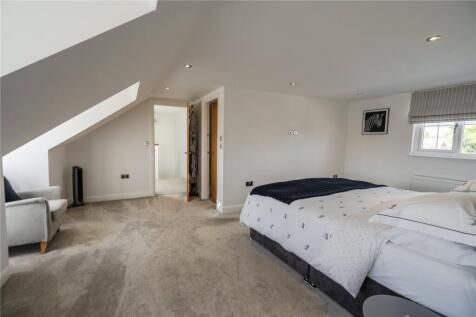 Main Bedroom (3)