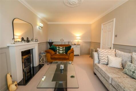 Living Room (2)