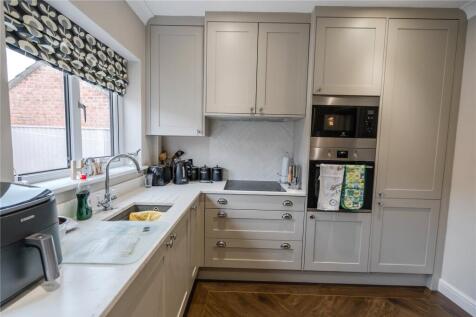 Kitchen (2)