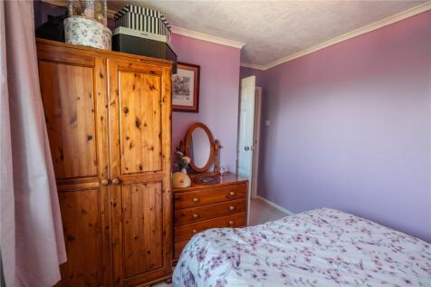 Bedroom 4 (2)