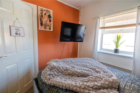 Bedroom 3 (2)