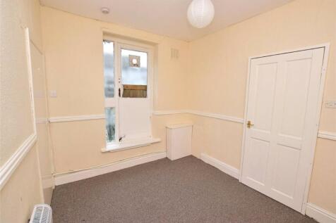Flat 2 Bedroom