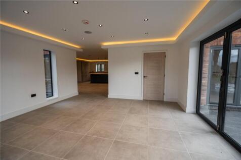 Living Room (2)