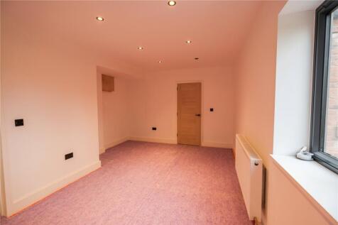 Bedroom 2 (2)