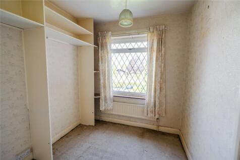 Box Bedroom