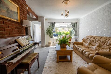 Living Room (2)