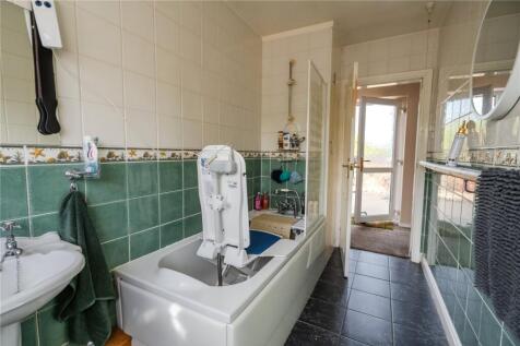 Bathroom (2)