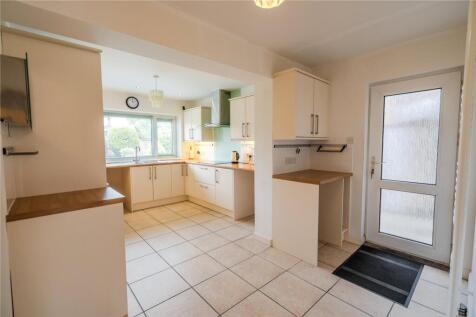 Kitchen (2)