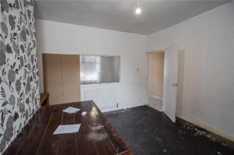 Living Room (2)
