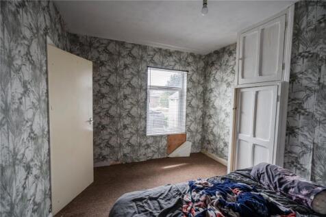 Bedroom 2 (2)