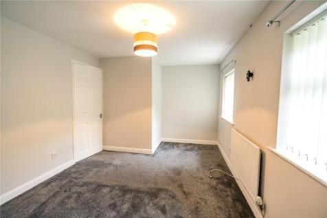 Bedroom 1 (2)
