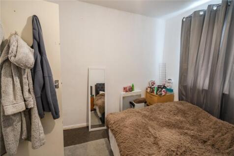 Bedroom (2)
