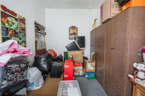 Bedroom 2 (2)