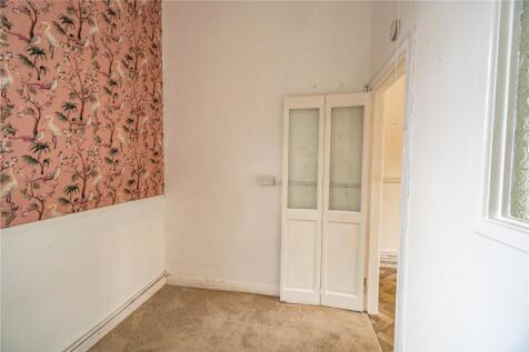 Bedroom (2)