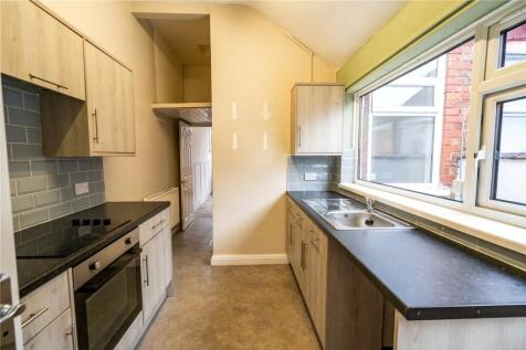 Kitchen (2)