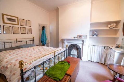 Bedroom 2 (1)