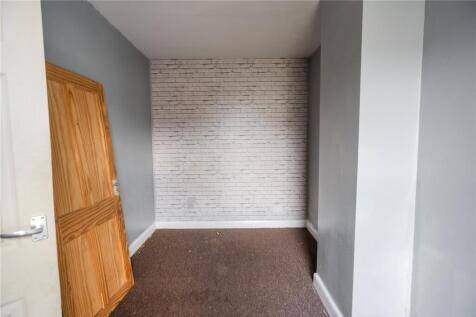 Bedroom 2 (2)