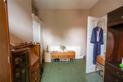 Bedroom 2 (2)