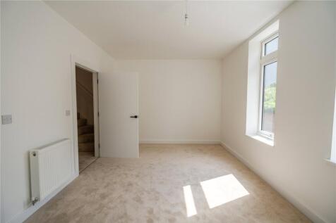 Bedroom 1 (1)
