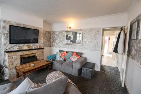 Living Room (2)