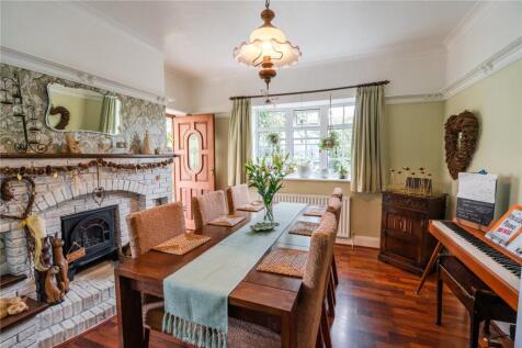 Dining Room (2)