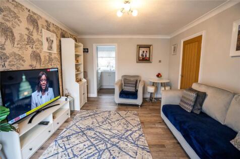 Living Room (2)