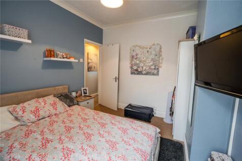 Bedroom 2 (2)