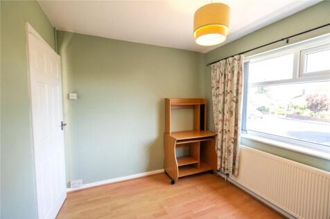 Bedroom 2 (2)
