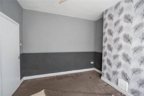 Living Room (2)