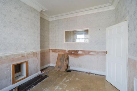 Living Room (2)