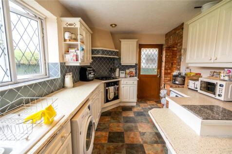 Kitchen (2)
