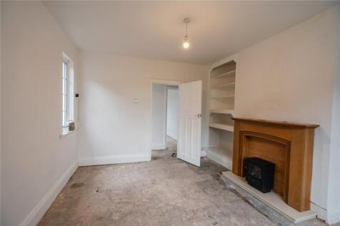 Living Room (2)